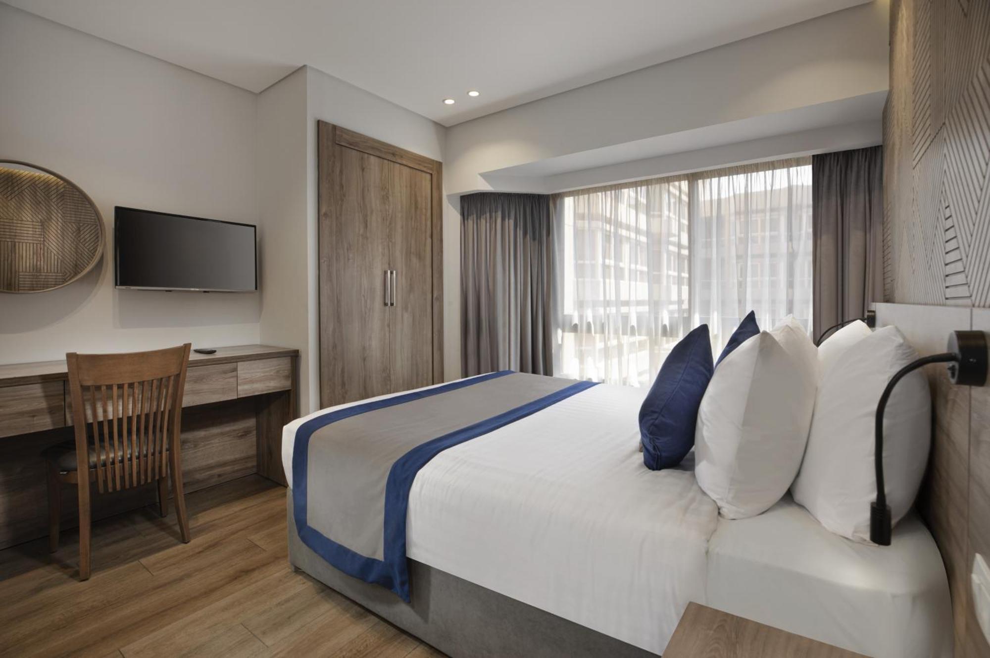 Pyramisa Cairo 5*